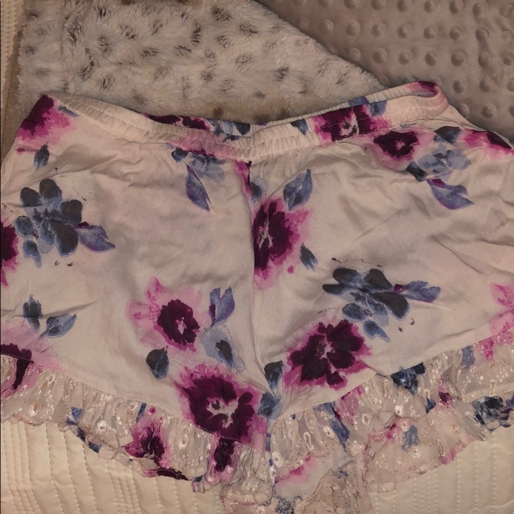 Flowy shorts